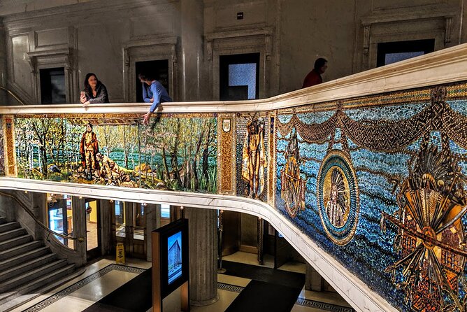 Chicago Architecture Walking Tour: Dazzling Interiors of the Loop - Meeting Point and Directions
