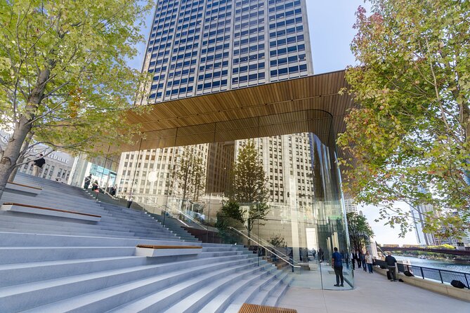 Chicago Architecture Walking Tour: Whats New - Contemporary Masterpieces