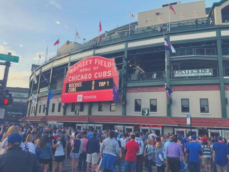 Chicago: Chicago Cubs Baseball Game Ticket at Wrigley Field - Exclusive Ticket to Wrigley Field