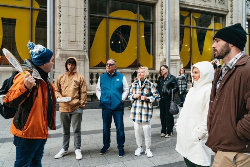 Chicago: Classic Food and Walking Tour with Free Bike/Kayak - Why This Tour Works for Different Travelers