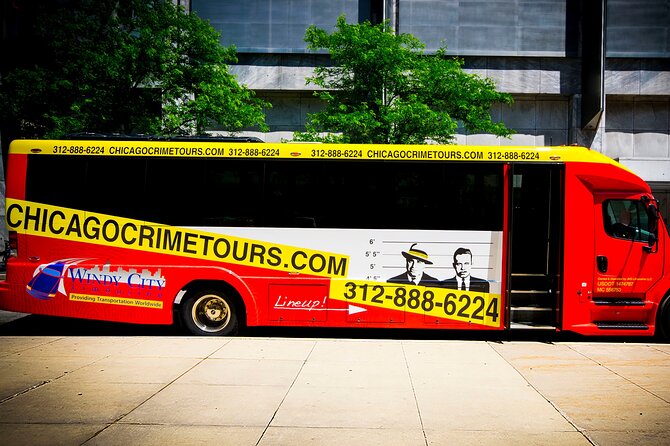 Chicago Crime and Mob Bus Tour - Positive Feedback on Tour Guides and Overall Enjoyment