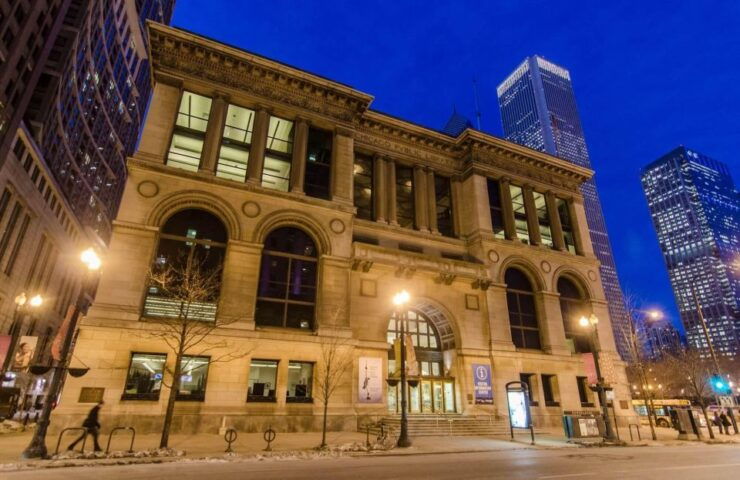 Chicago Downtown Highlights Private Walking Tour - Experience Description