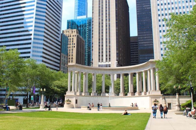 Chicago Downtown Walking Tour & Lake Michigan Cruise Tickets - Who Should Consider This Tour?