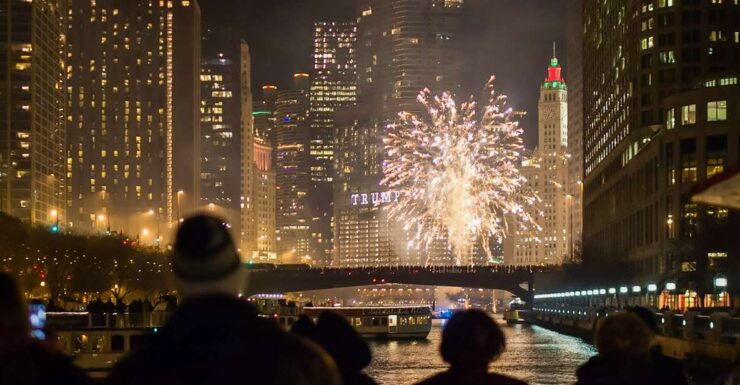 Chicago: Fireworks Cruise With Lake or River Viewing Options - Booking Details