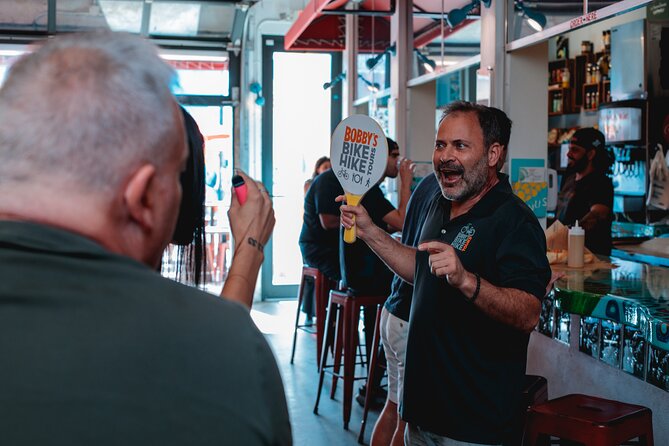 Chicago Food Tour: Deep Dish Pizza, Beer, Brownies, and More - Entertainment and Engagement