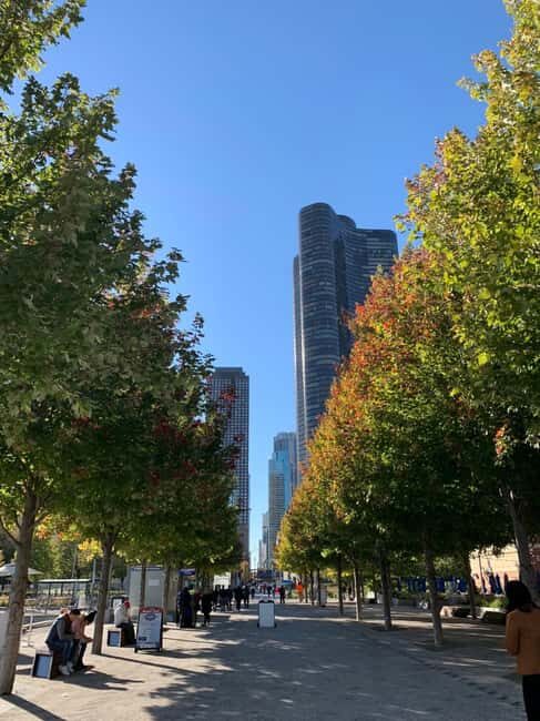 Chicago: Full-Day Guided City Tour by Bus - Exploring Chicago on a Guided Bus Tour