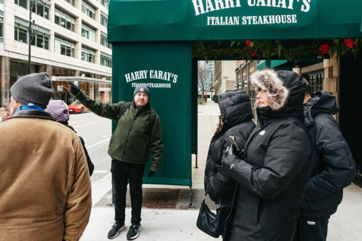 Chicago: Gangsters and Food Tasting Walking Tour - Experience Highlights