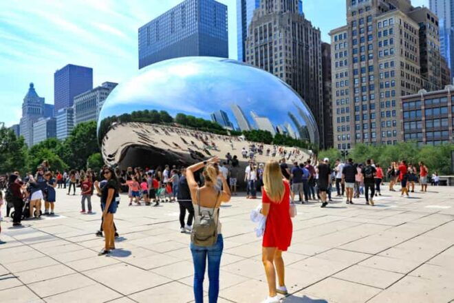 Chicago: History & Architecture Walking Tour W/ Boat Cruise - Starting Location and Key Stops