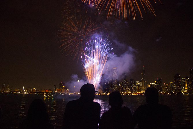 Chicago Lake Michigan Fireworks Cruise - Event Details and Availability