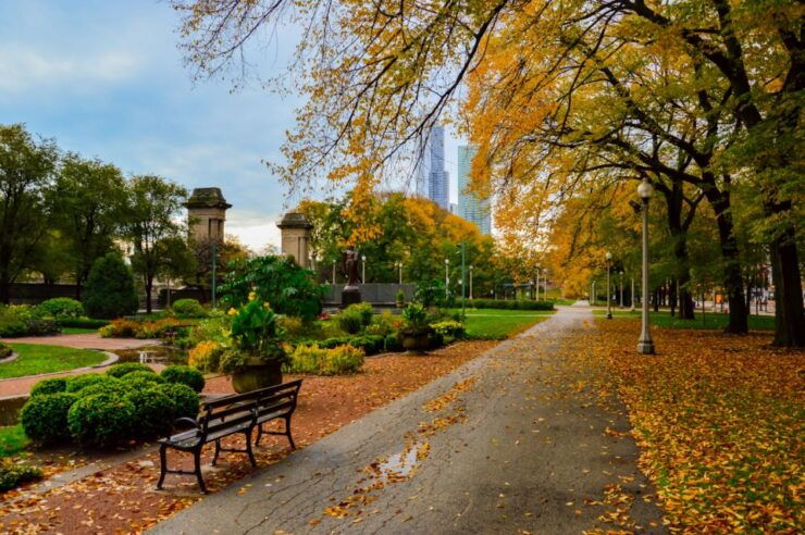 Chicago: Millennium Park Self-Guided Walking Tour - Experience Highlights