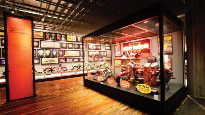 Chicago: Milwaukee Harley-Davidson Museum & Brewery Day Tour - Inclusions and Optional Fees