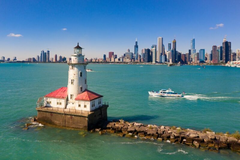 Chicago: Narrated Sightseeing River and Lake Cruise - Good To Know