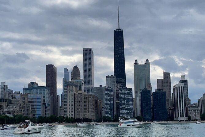 Chicago Private Boat Rental - Explore Chicago's Skyline & Waters - Why This Experience Works for Different Travelers