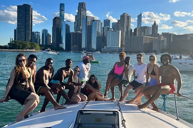 Chicago Private Rental Yacht Charter - The Sum Up: Who Will Love This Yacht Experience?