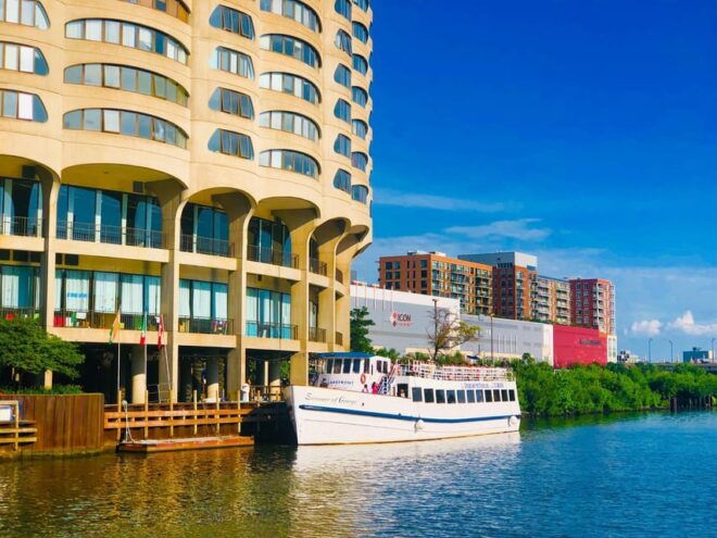Chicago River: 90-Min Architecture Boat Tour - Contact Information