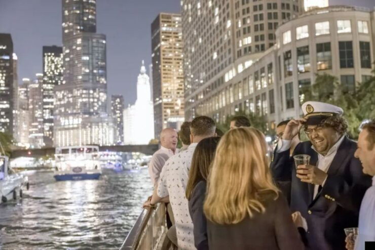 Chicago River: Guided Sunset Cocktail & Architecture Tour - Experience Highlights