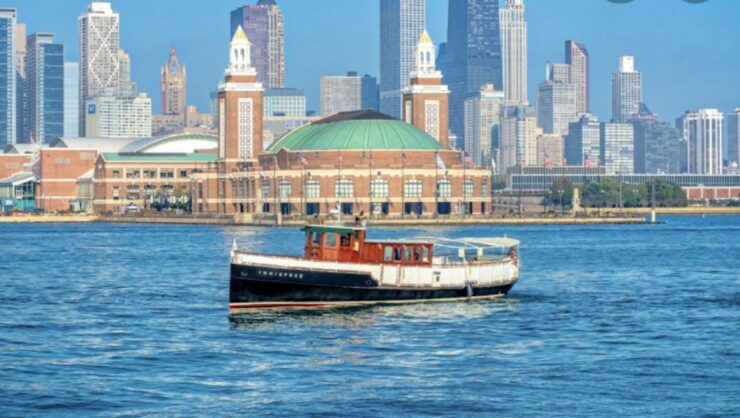 Chicago River: Historic Small Boat Architecture River Tour - Experience Highlights