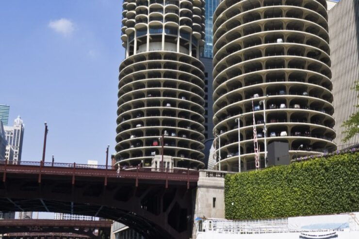 Chicago: Self-Guided Audio Walking Tour - Tour Experience