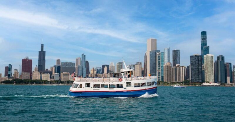 Chicago: Shoreline Lake Michigan Skyline Cruise - What Makes This Cruise Stand Out?