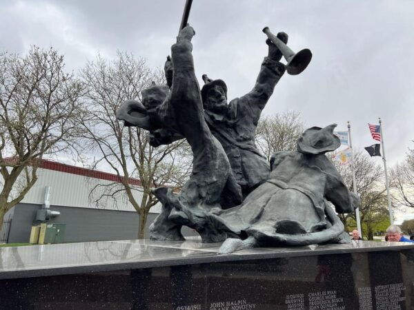 Chicago: The Devil In The White City Bus Tour - Frequently Asked Questions
