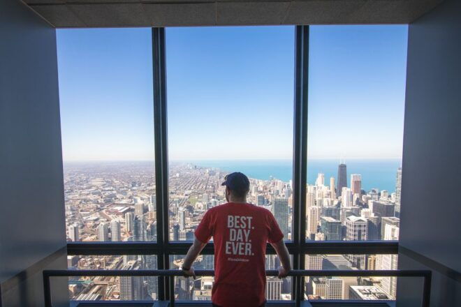 Chicago TV & Movie Locations Walking Tour - Iconic Landmarks