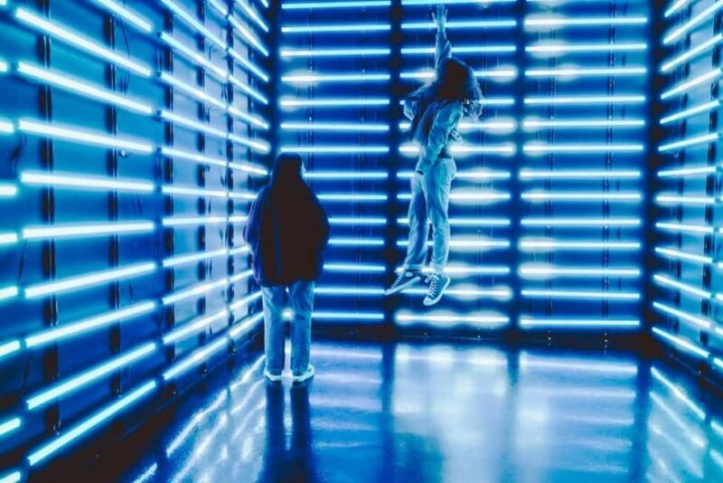 Chicago: WNDR Museum Entry Ticket - What to Expect at the WNDR Museum in Chicago