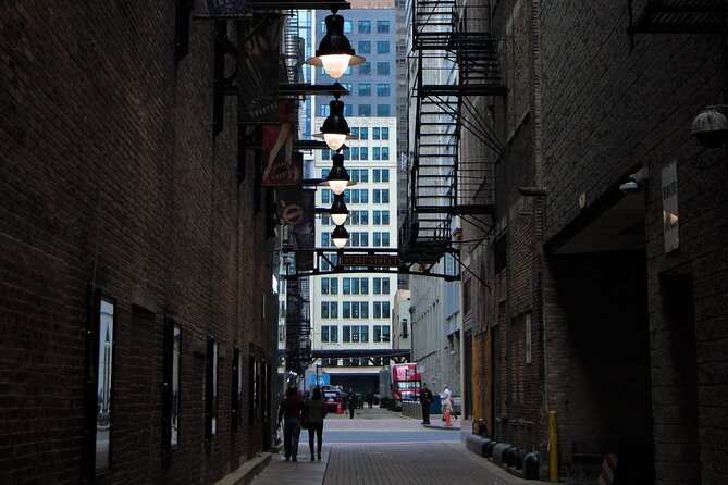 Chicagos Dark Side Smartphone (GPS/APP) Audio / Self Guided Walking Tour - Tour Highlights