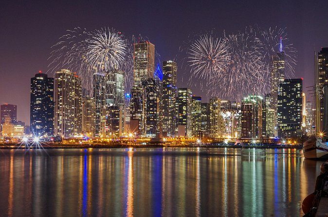 Chicago's Fireworks Show aboard Tall Ship Windy! - Who Should Book This Tour?