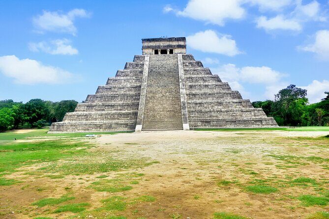 Chichen Itza and 2 Cenotes Day Tour - Detailed Review of the Tour Experience
