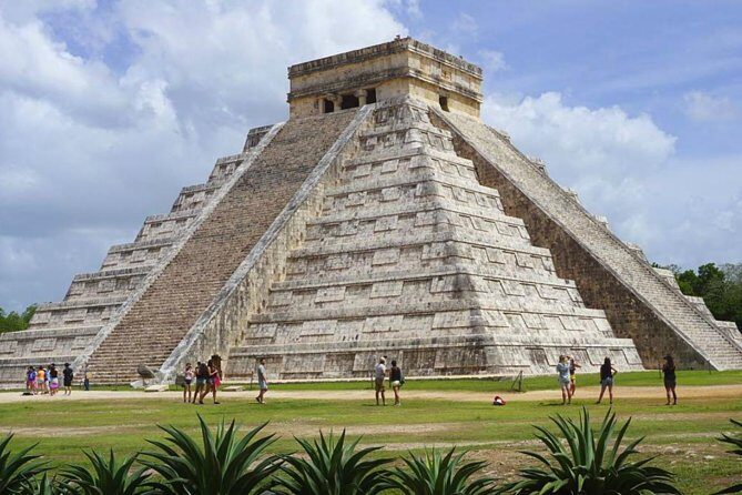 Chichen Itza and Cenote Trip with Luxury Transport from Cancun or Riviera Maya - FAQ