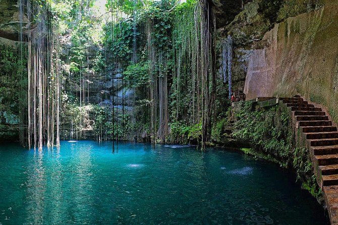 Chichen Itzá, Cenote Ik Kil, Valladolid Premium Reduced Group - Cenote Ik Kil and Valladolid Experience