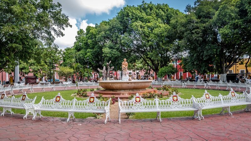 Chichen Itza, Cenote & Valladolid Tour - Valladolid on foot