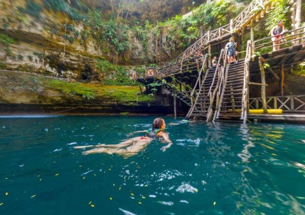 Chichen Itza: Explore the Ruins, Cenote Swim and Valladolid - Discovering Valladolid