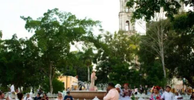 Chichen Itza Express - Discover Mayan Secrets