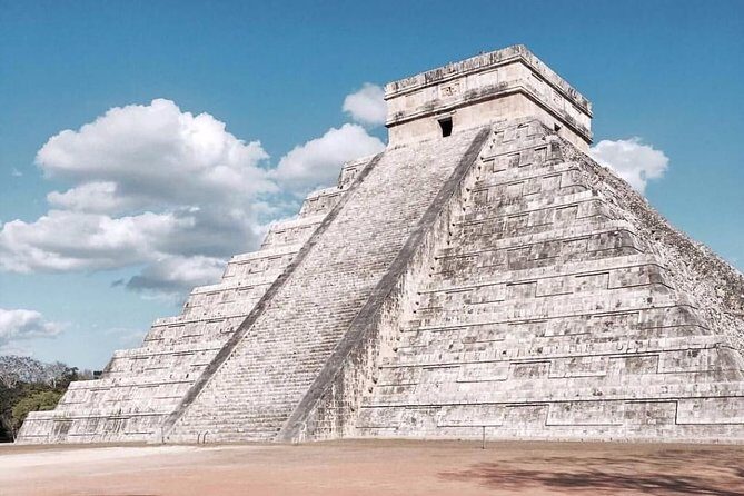 Chichen Itza Full Day Tour With Cenote Swim - Exploring Chichen Itza