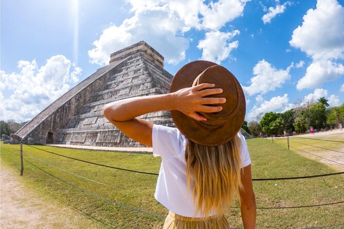 Chichen Itza Guided Historical Tour With Lunch Included - Main Features of Chichen Itza