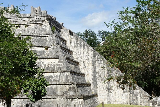 Chichen-Itza, Ik-Kil Cenote, Valladolid All Day Tour With Lunch - Experience at Chichen Itza