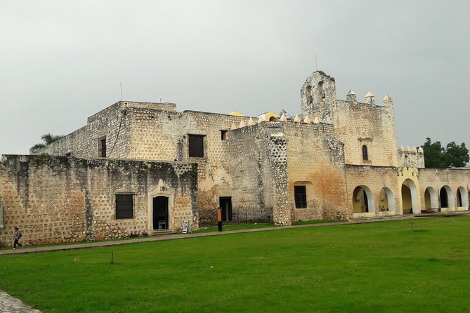Chichen Itza, Magic Towns And Cenote - Discovering the Cenotes