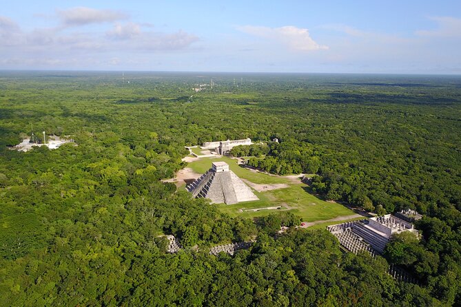 Chichen Itza Private Tour VIP - Swim in Cenote San Lorenzo Oxman