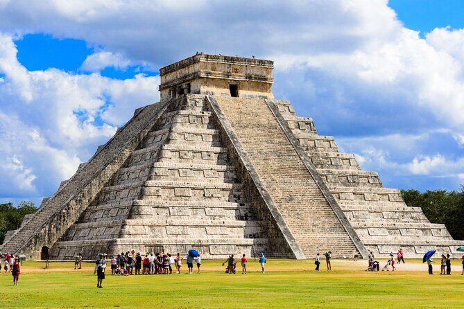 Chichen Itza Private Tour with Cenote Oxman  All-Inclusive - Good To Know
