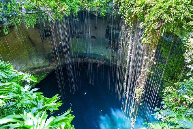 Chichen Itza Sunrise and Cenote Ik Kil From Cancun - Private Sunrise Tour to Chichen Itza