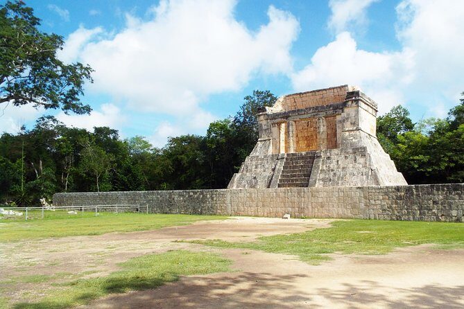 Chichen Itza The Best For The Less - The Experience and Logistics