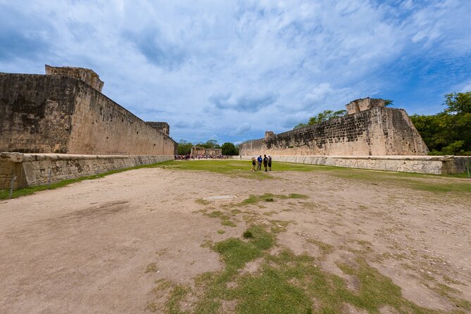 Chichen Itza Tour Options With Cenote Swim From Playa Del Carmen - Directions to the Meeting Point
