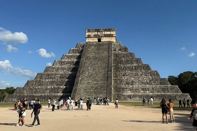 Chichen Itza tour with Cenote and Valladolid - Discovering the Magic of Chichen Itza