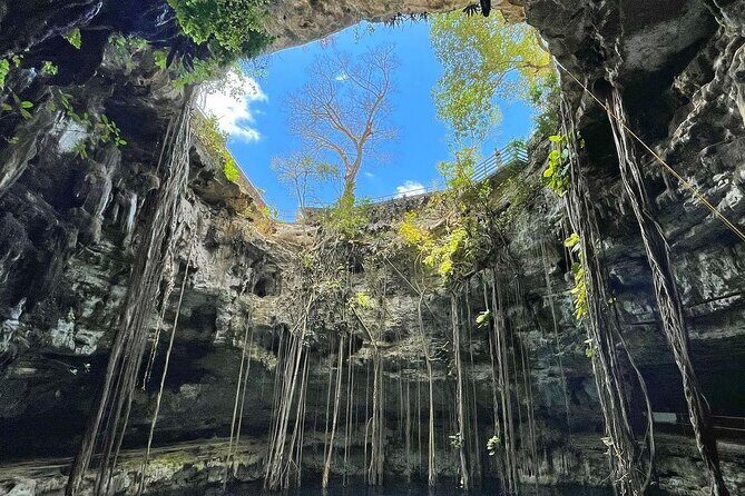 Chichen Itzá Tour with Saamal cenote Experience and Valladolid - An Overview of the Experience