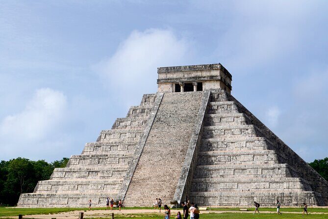 Chichen Itza, Valladolid and Stunning Cenote - Private Tour - Discovering the Chichen Itza, Valladolid, and Cenote Private Tour