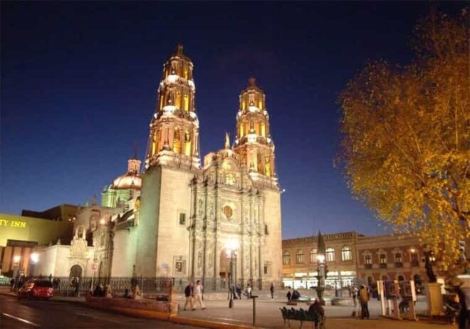 Chihuahua: Chihuahua at Night - Transportation and Logistics
