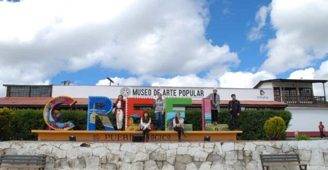 Chihuahua: Creel Magic Town Tour - Tarahumara Crafts in Central Plaza