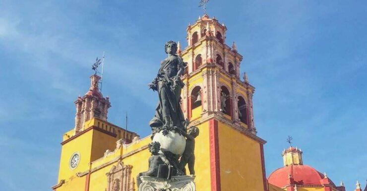 Chihuahua: Magical Christmas Guided Walking Tour - Details of the Guided Walking Tour