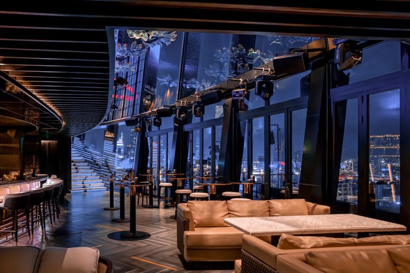 Chill Skybar: Rooftop Dining, Drinks & Dance - All-in-One in Saigon - Is Chill Skybar the right night out for you?